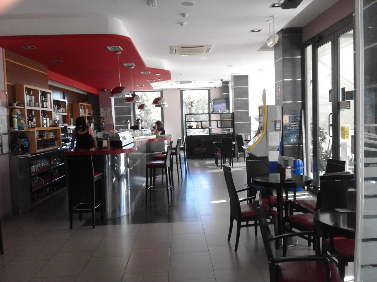 Hostal Restaurante Vial Ourense Eksteriør billede